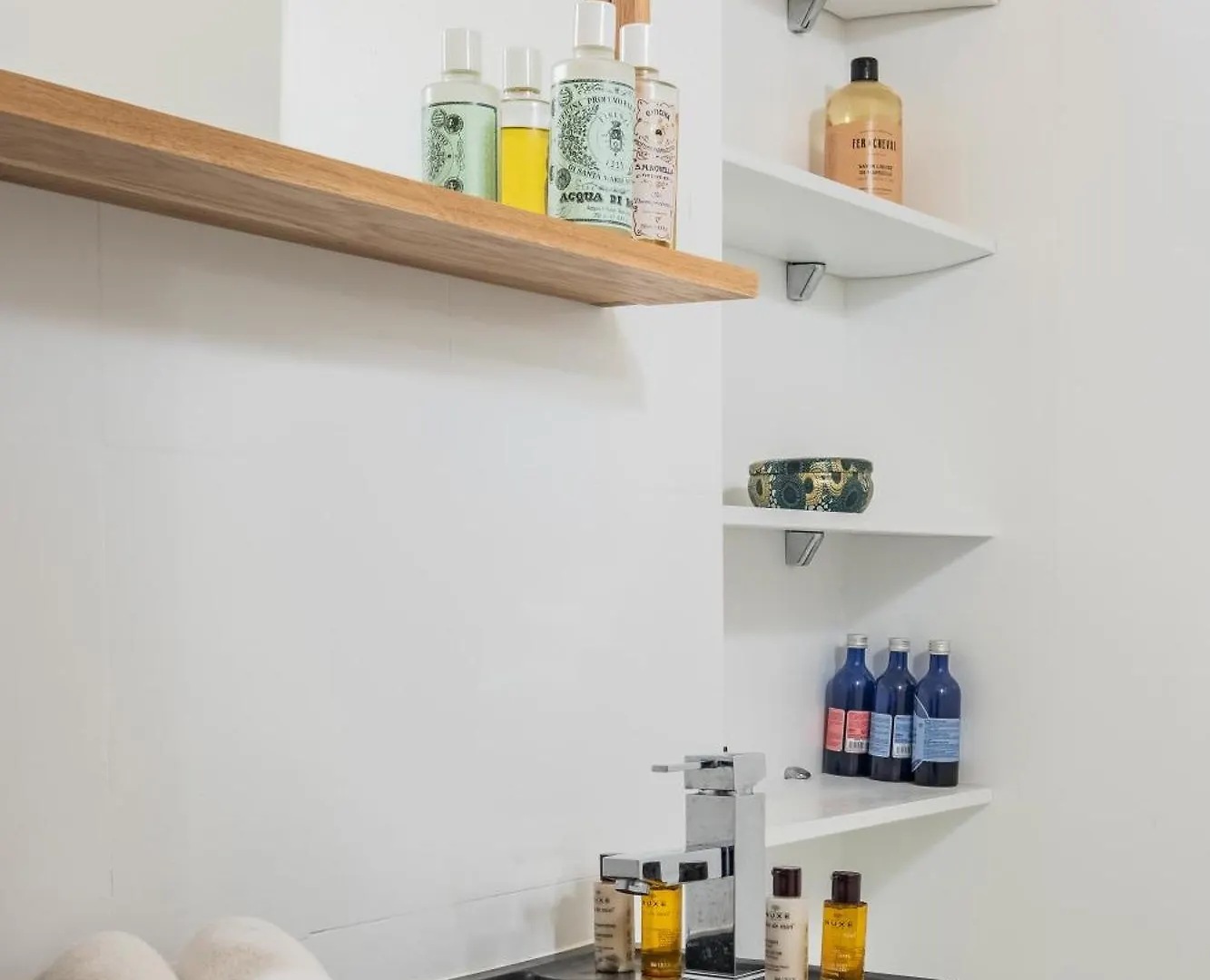 Apartment Veeve - Beauty Among The Bustle *