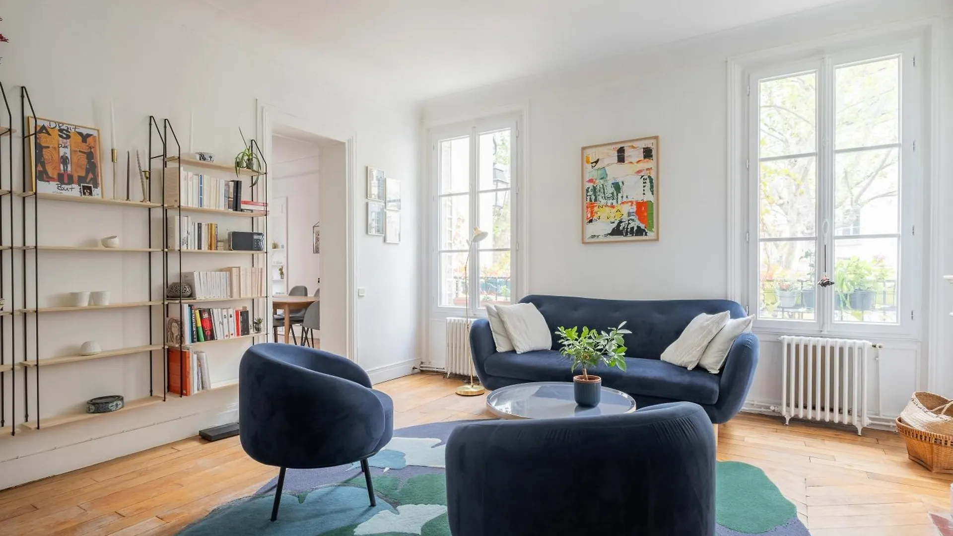 Apartment Veeve - Beauty Among The Bustle Paris